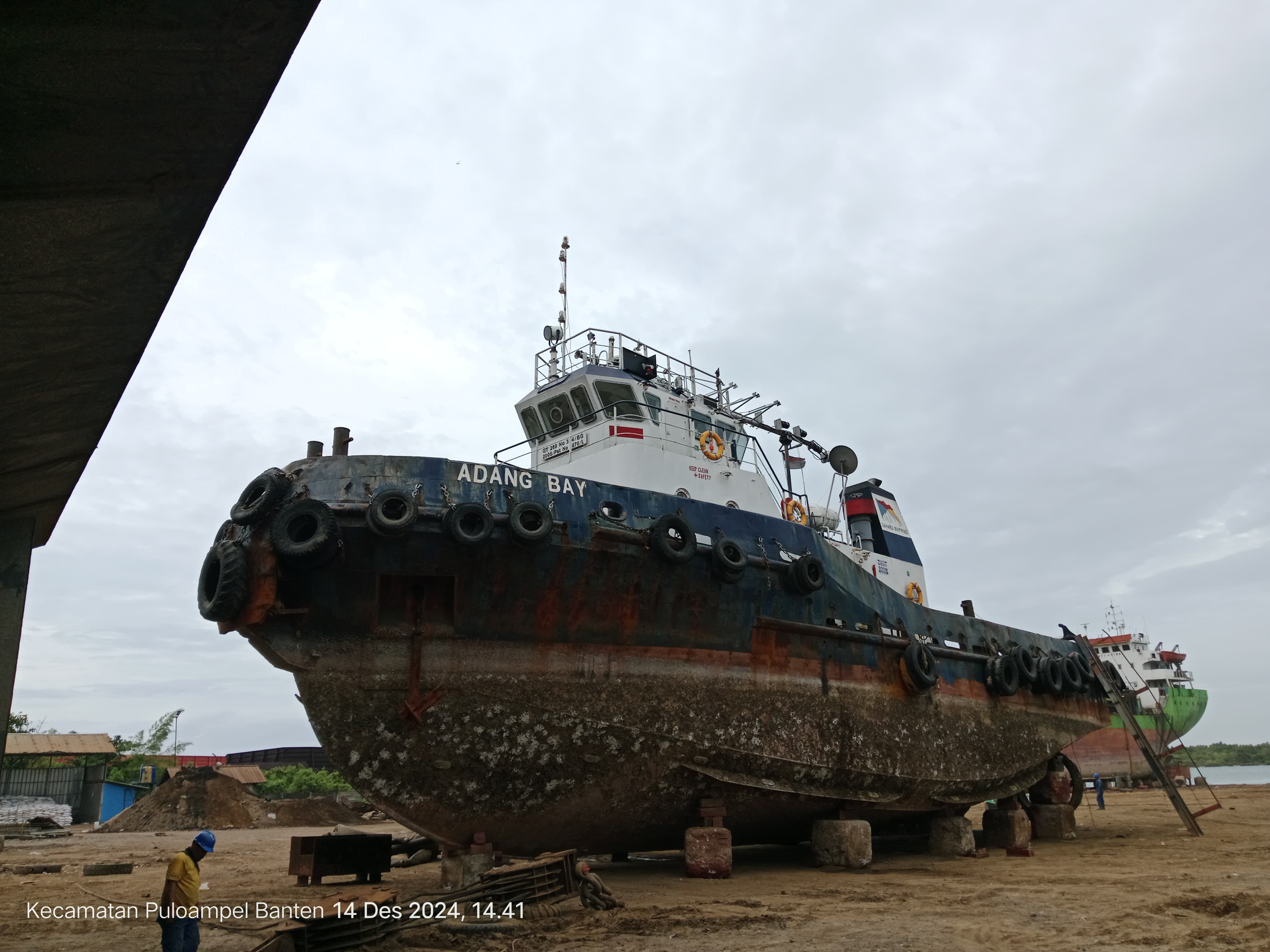 TUGBOAT ADANG BAY-Before